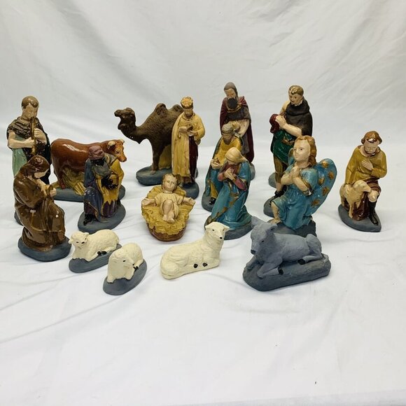 Vintage Christmas Nativity Set Figures Hand Painted Lot Of 18 - Picture 1 of 16
